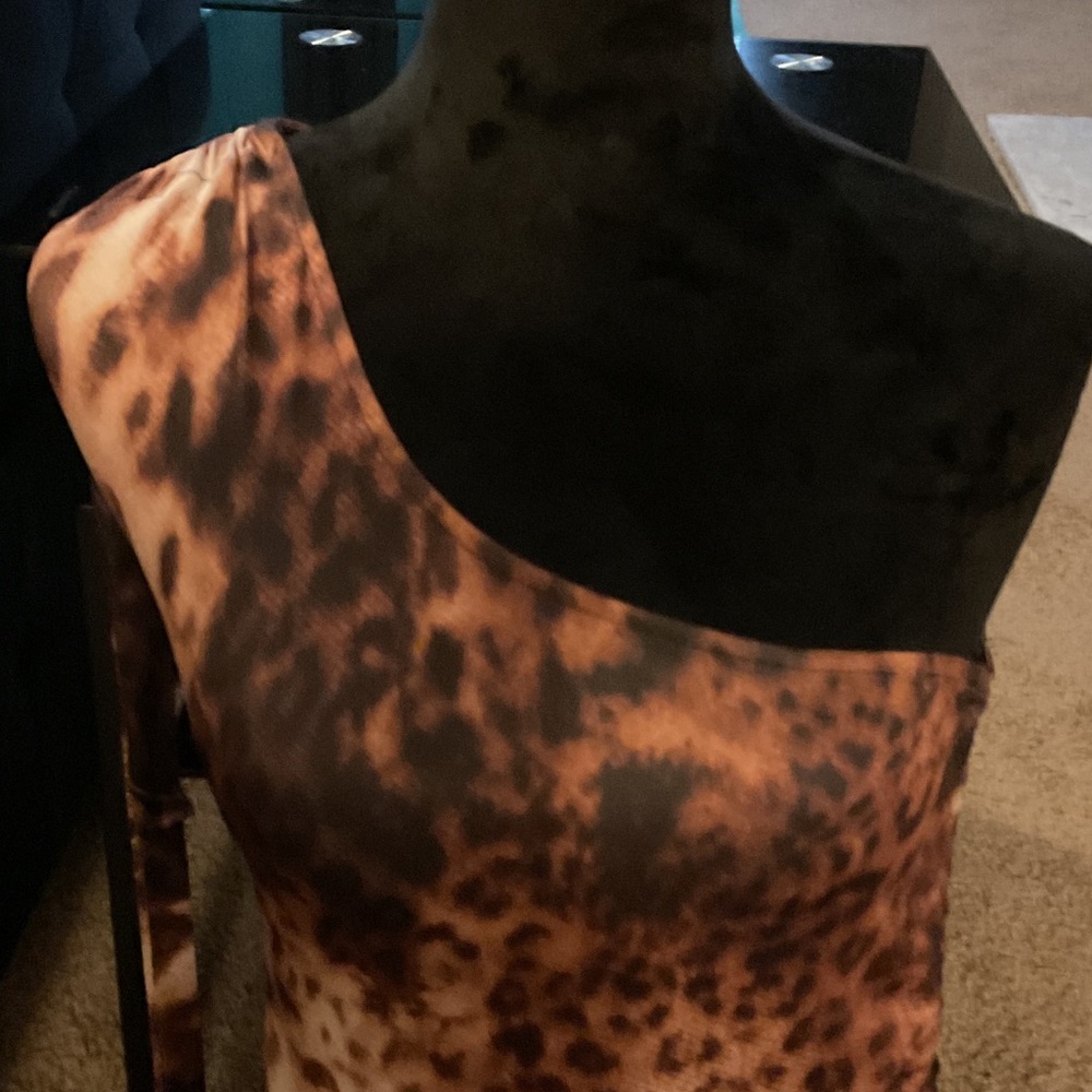 Fashion Nova One-Shoulder Leopard-Print Tank Top in Brown and Black - Picture 10 of 10